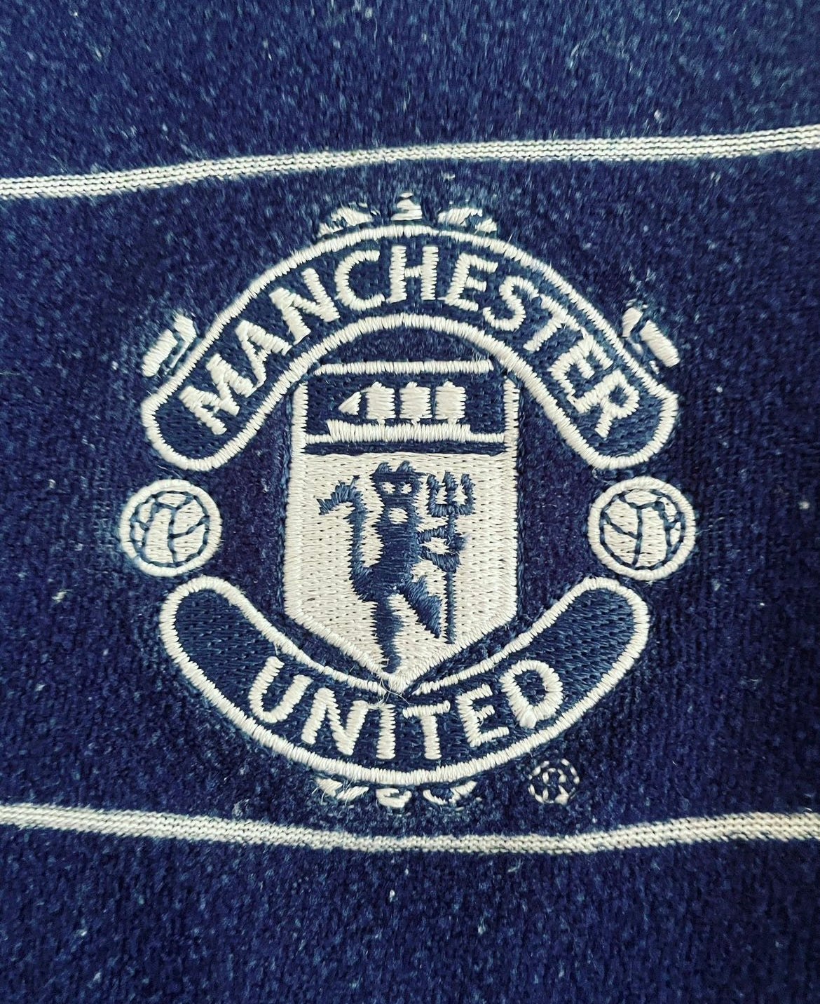 Manchester United 1999/2000 Away Shirt Size L