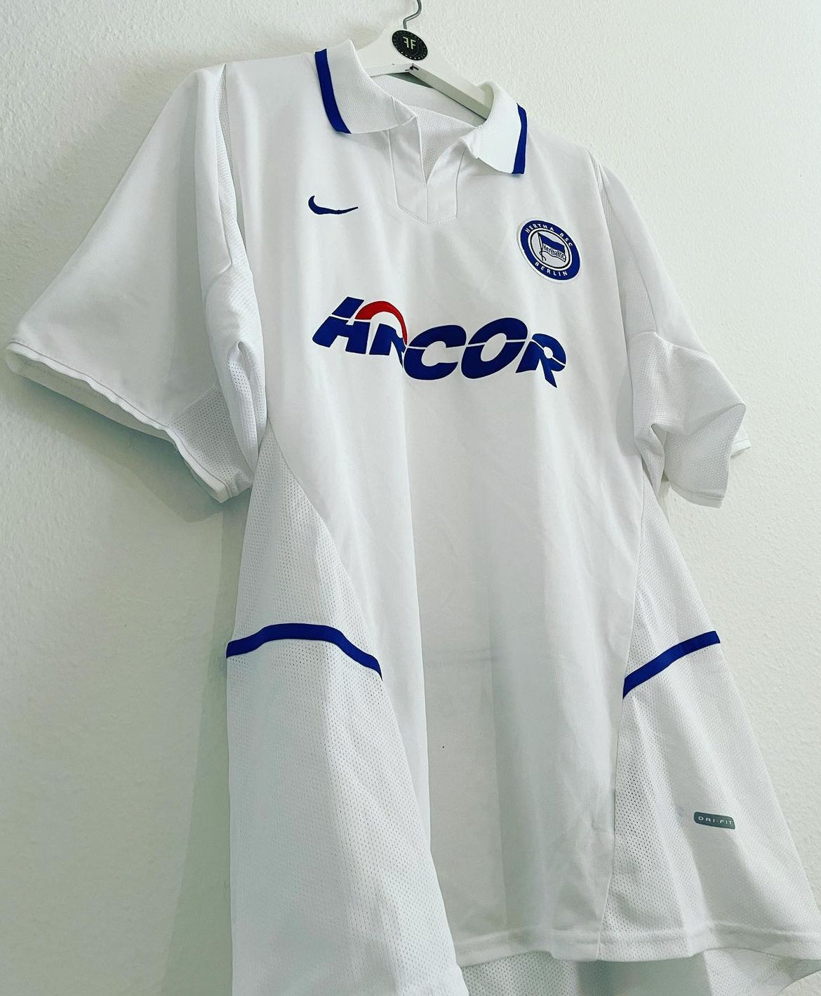 Herta Berlin Away Shirt 2003/2004 Size L