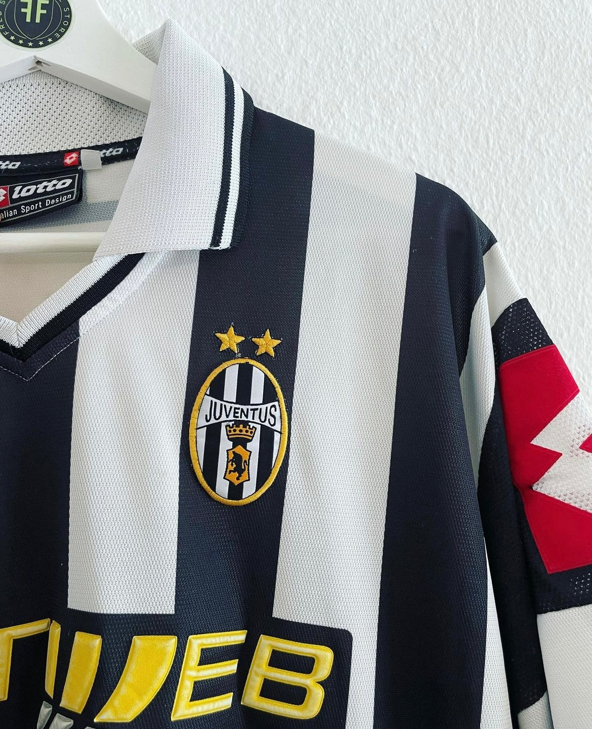 Juventus Home Shirt 2001/2002 Size XL