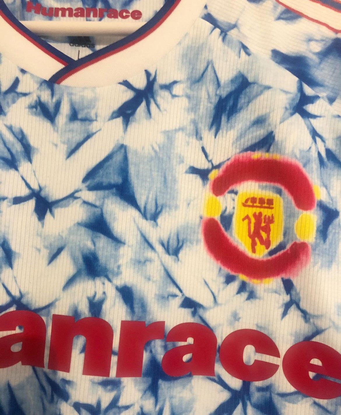 Manchester United x Humanrace Shirt Size L