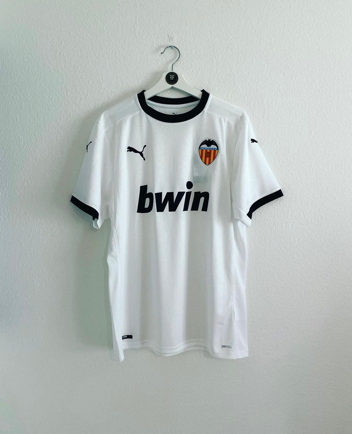 Valencia Home Shirt 2020/2021 Size L