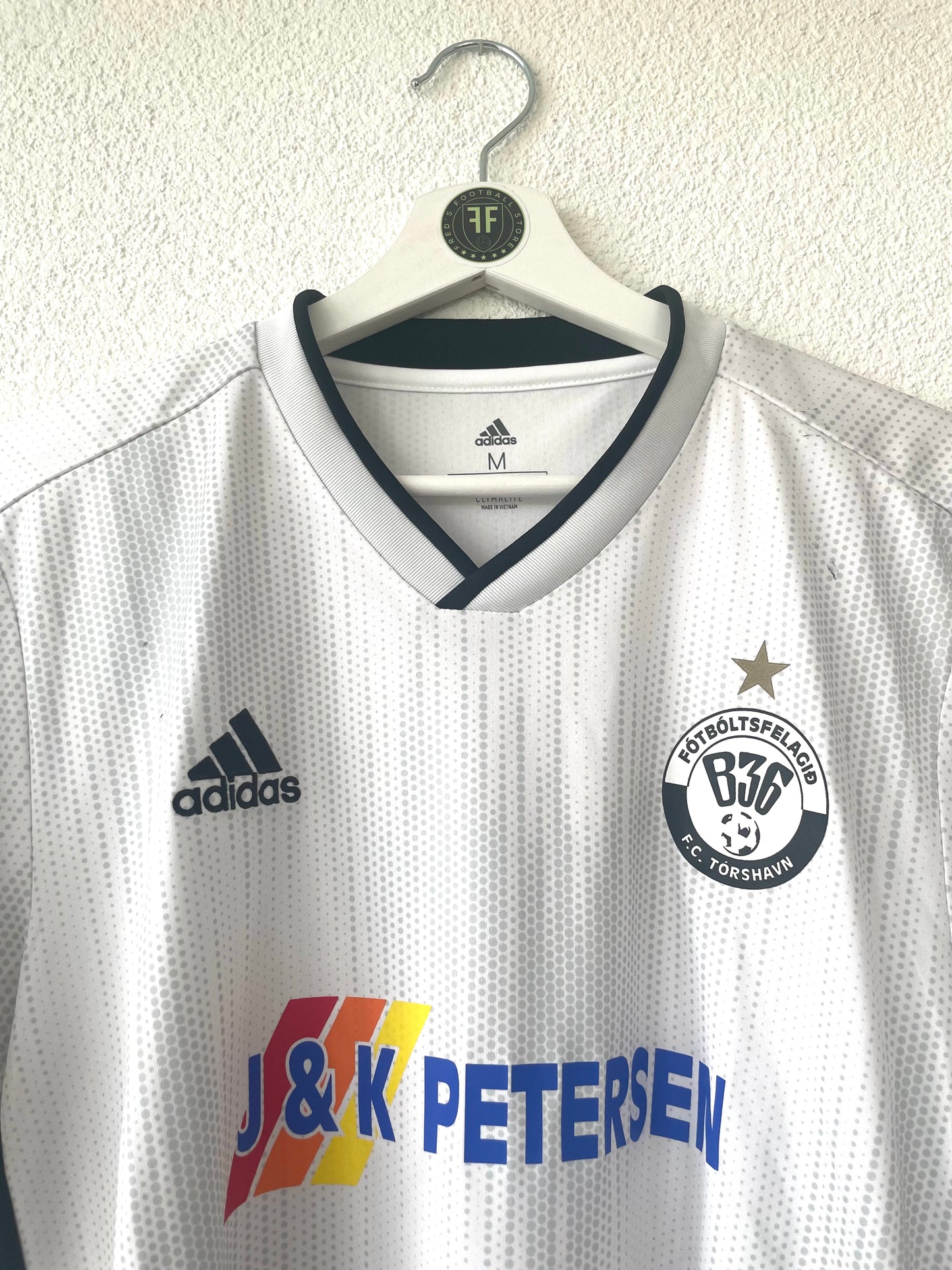 B36 Thorshavn Home Shirt 2019/2020 Size M