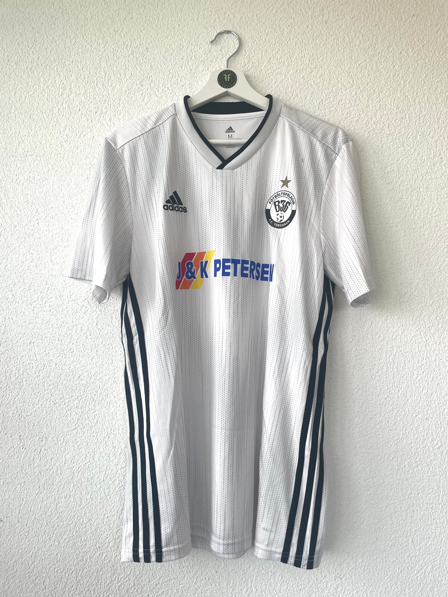 B36 Thorshavn Home Shirt 2019/2020 Size M