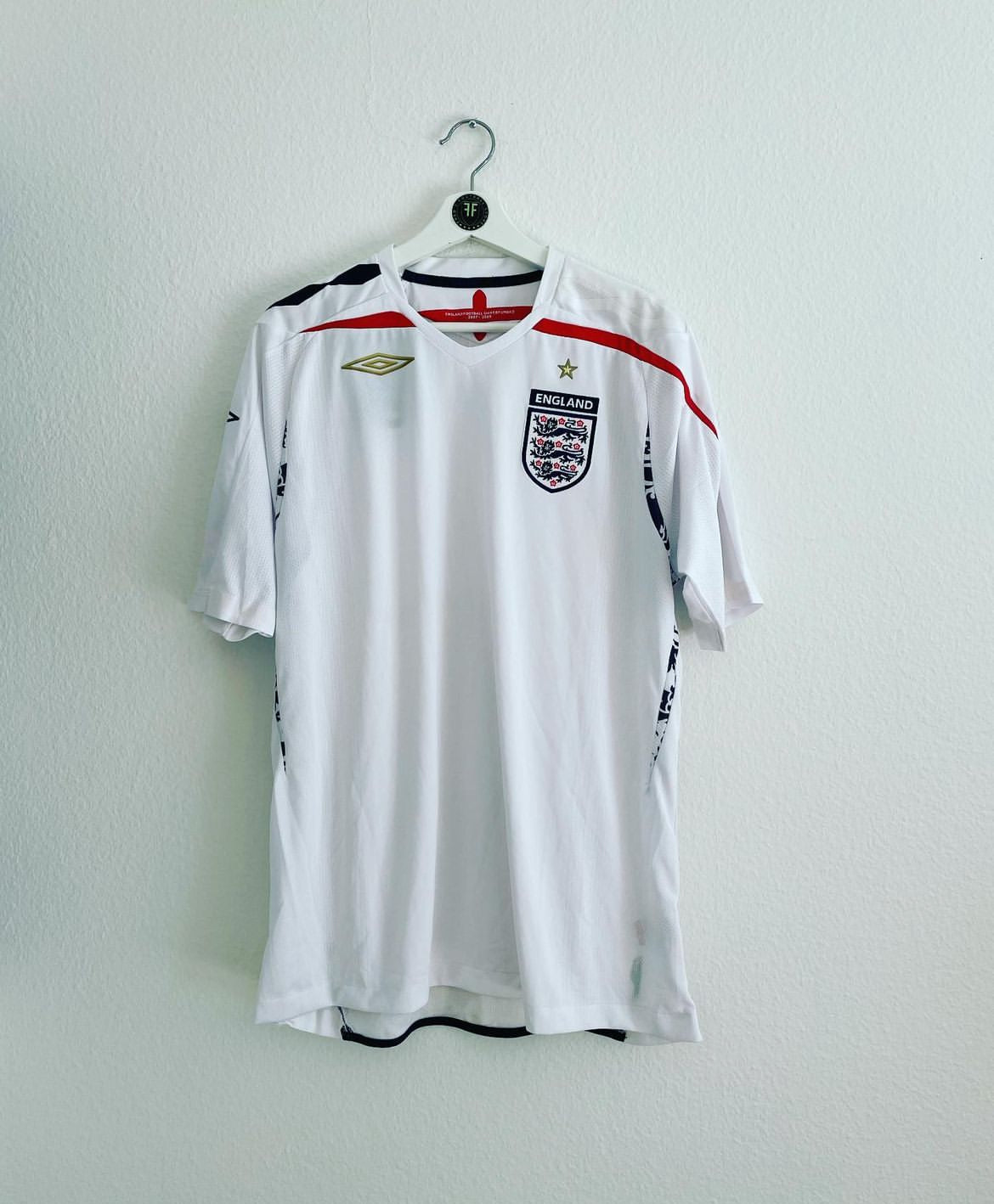 England Home Shirt 2007/2009 Size L