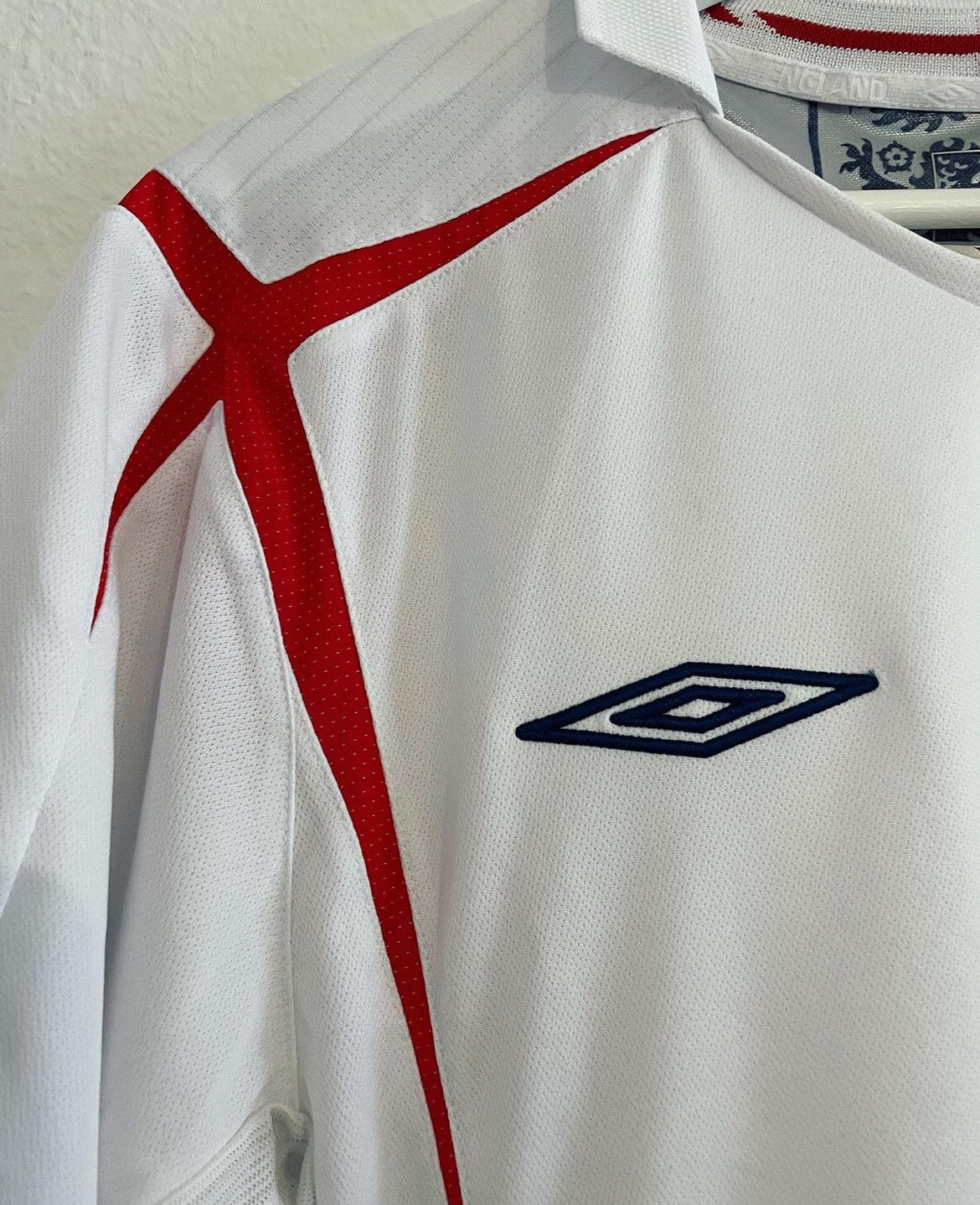 England Home Shirt 2005/2006 Size L