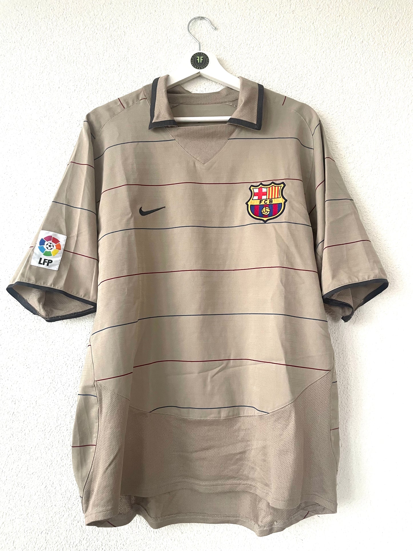 Barcelona Third Shirt 2004/2005 Size L