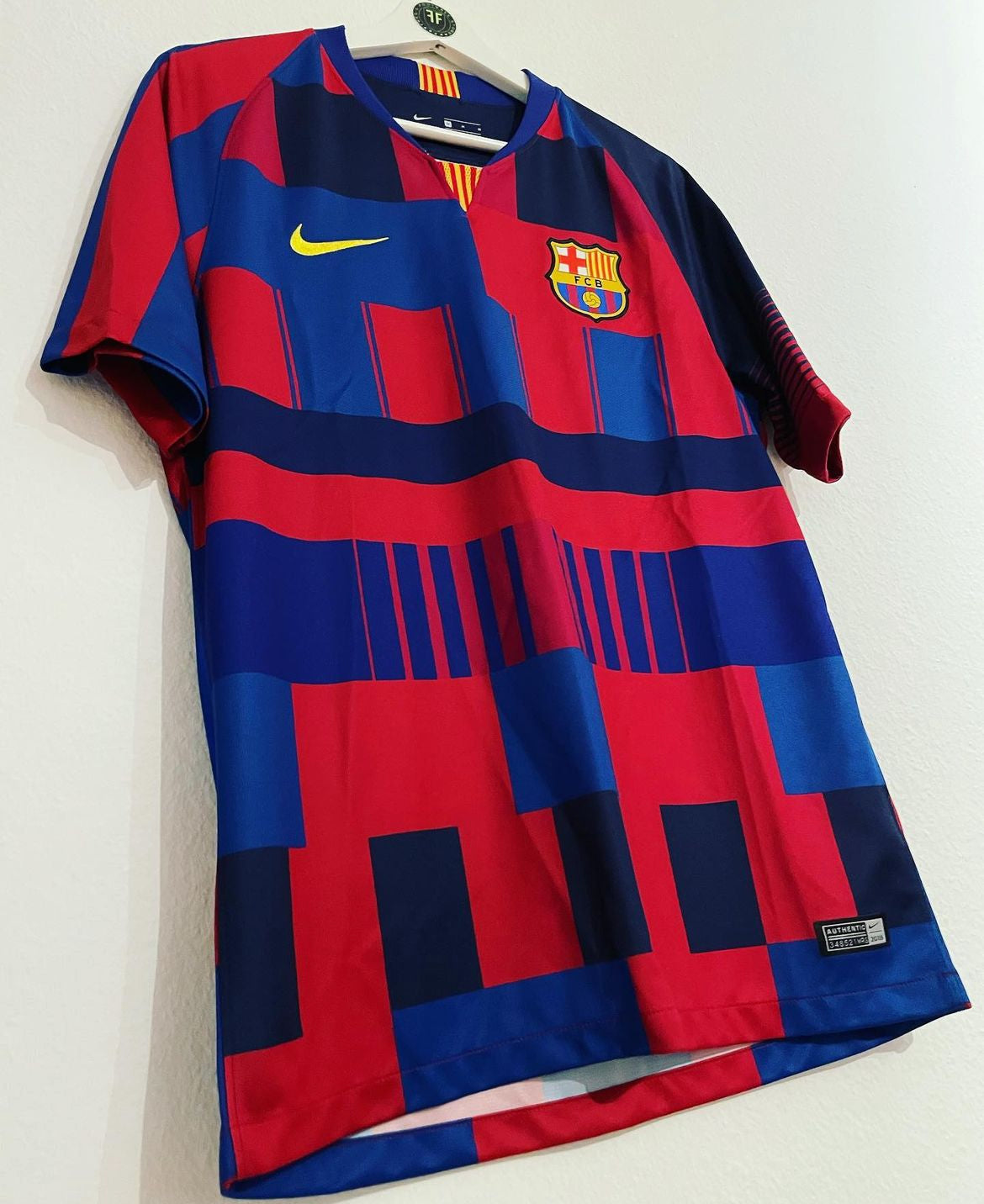 Barcelona x Nike 20th Anniversary Shirt 2018/2019 Size M