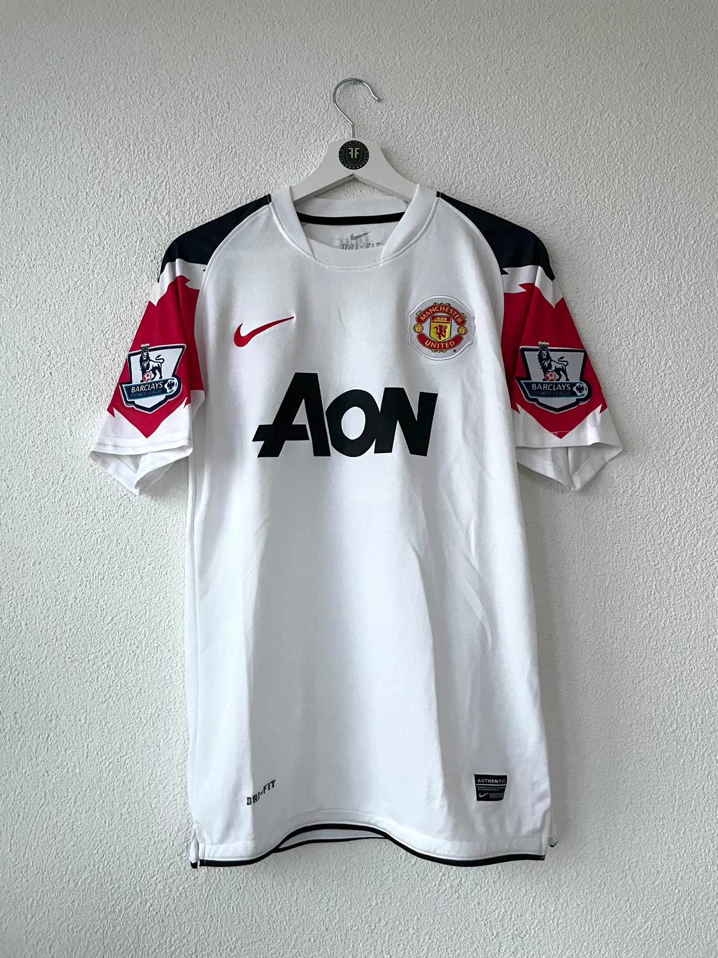 Manchester United x Michael Owen Away Shirt 2010/2011 Size L