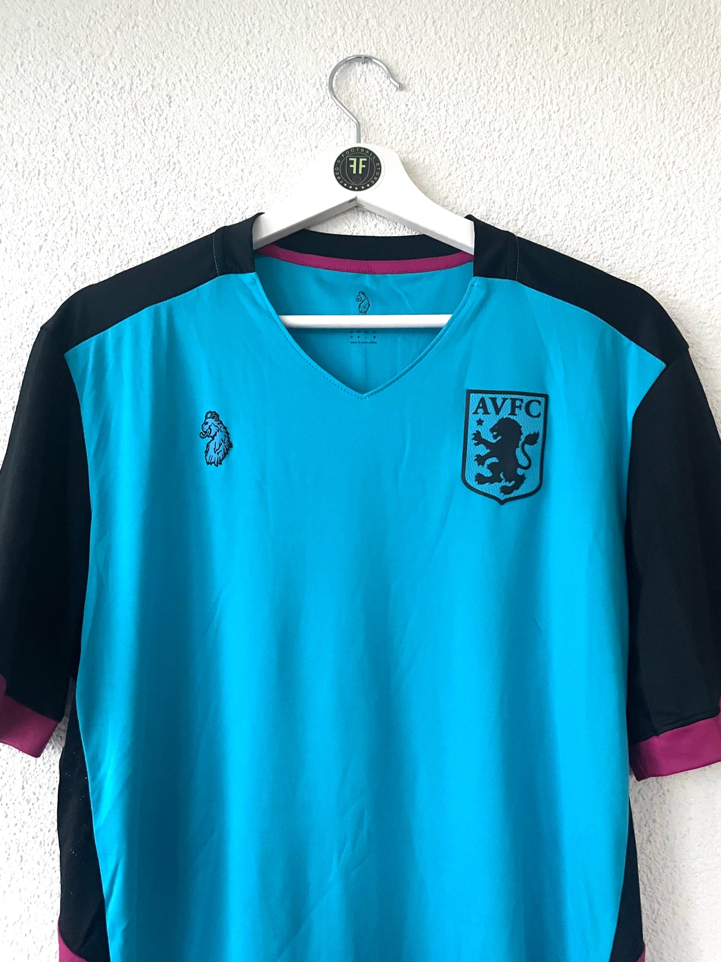 Aston Villa Training Shirt 2018/2019 Size M