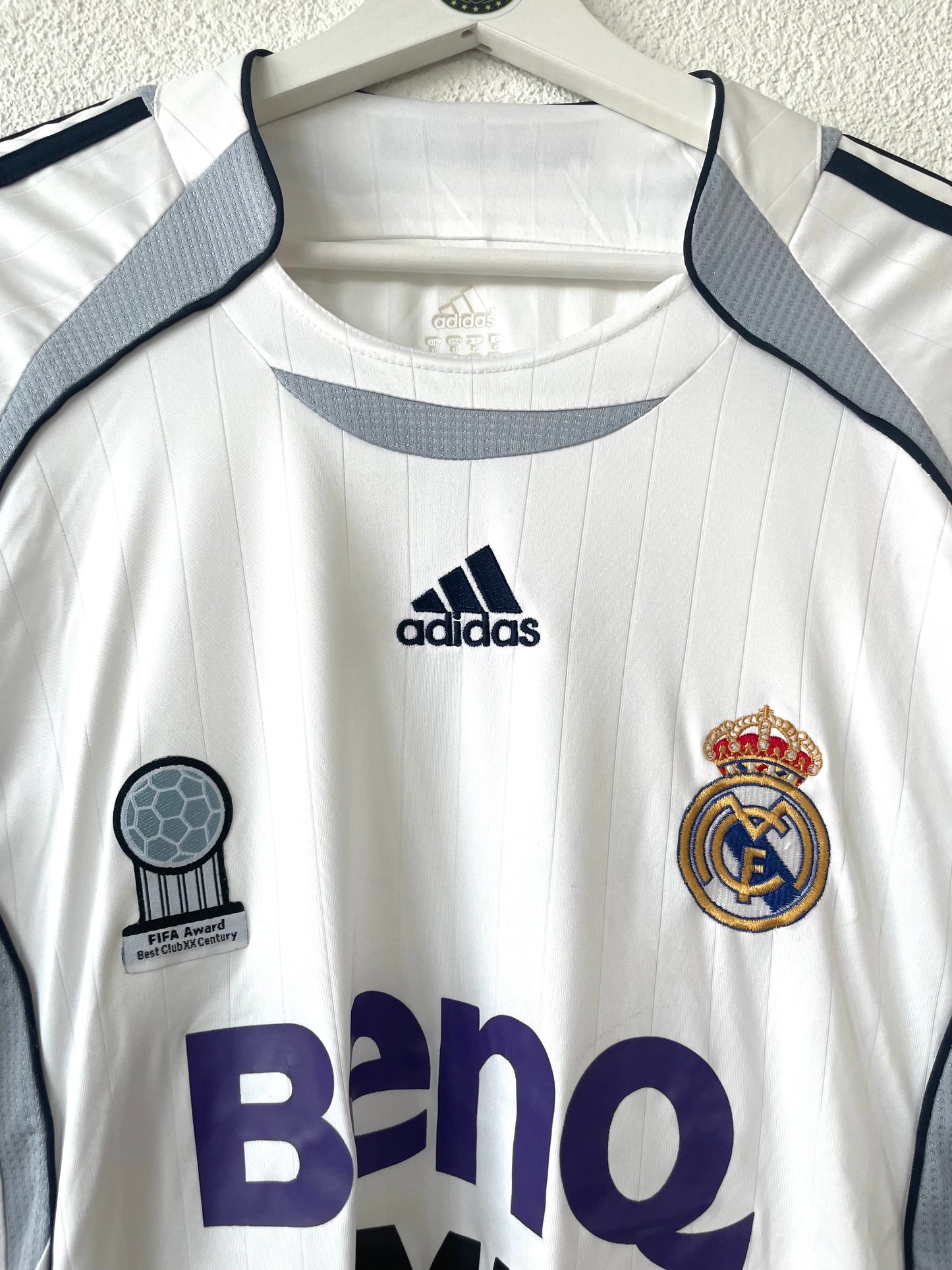 Real Madrid Home Shirt 2006/2007 Size L