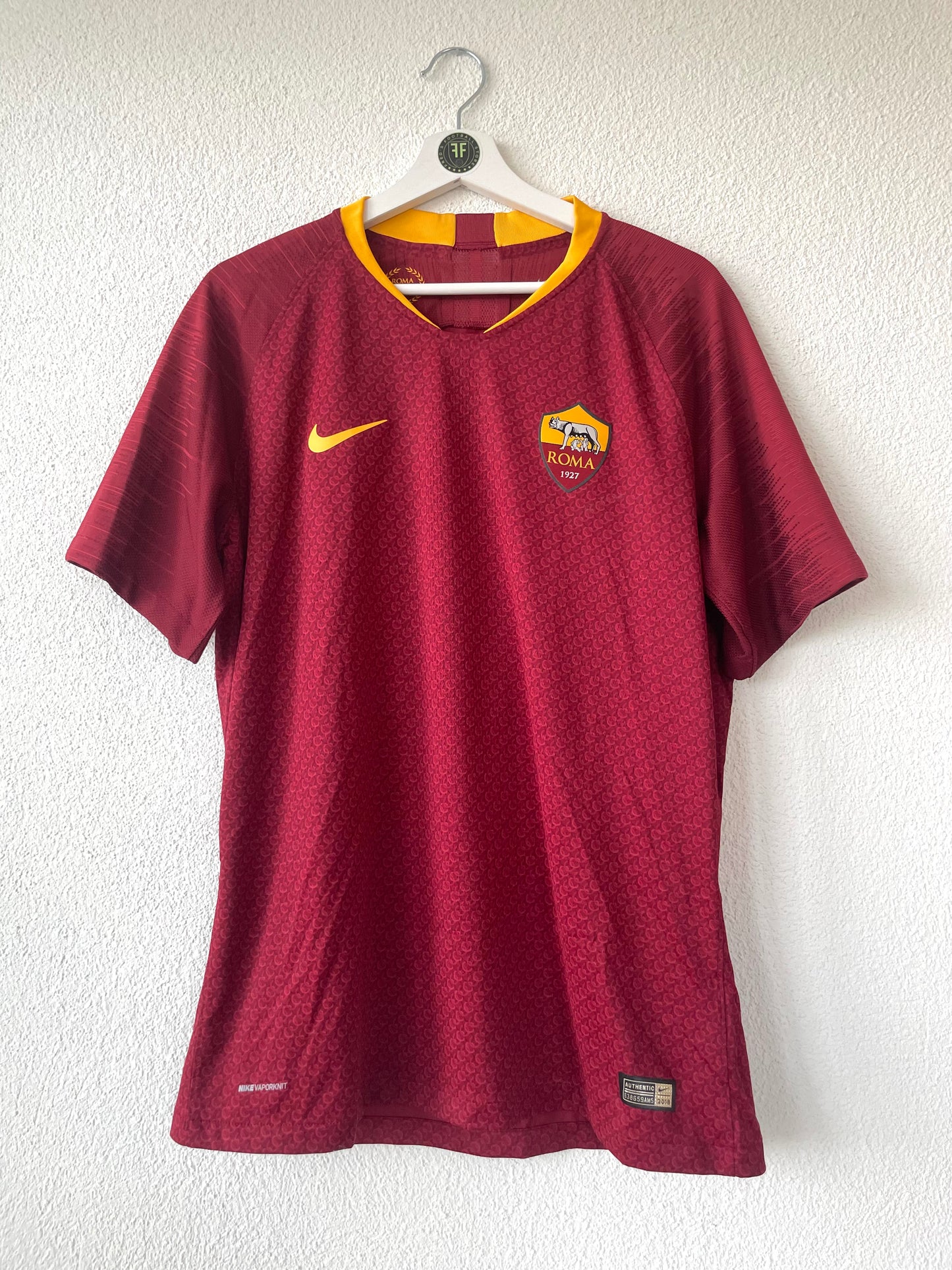 AS Rome Home Shirt 2018/2019 Size L (Vaporknit)