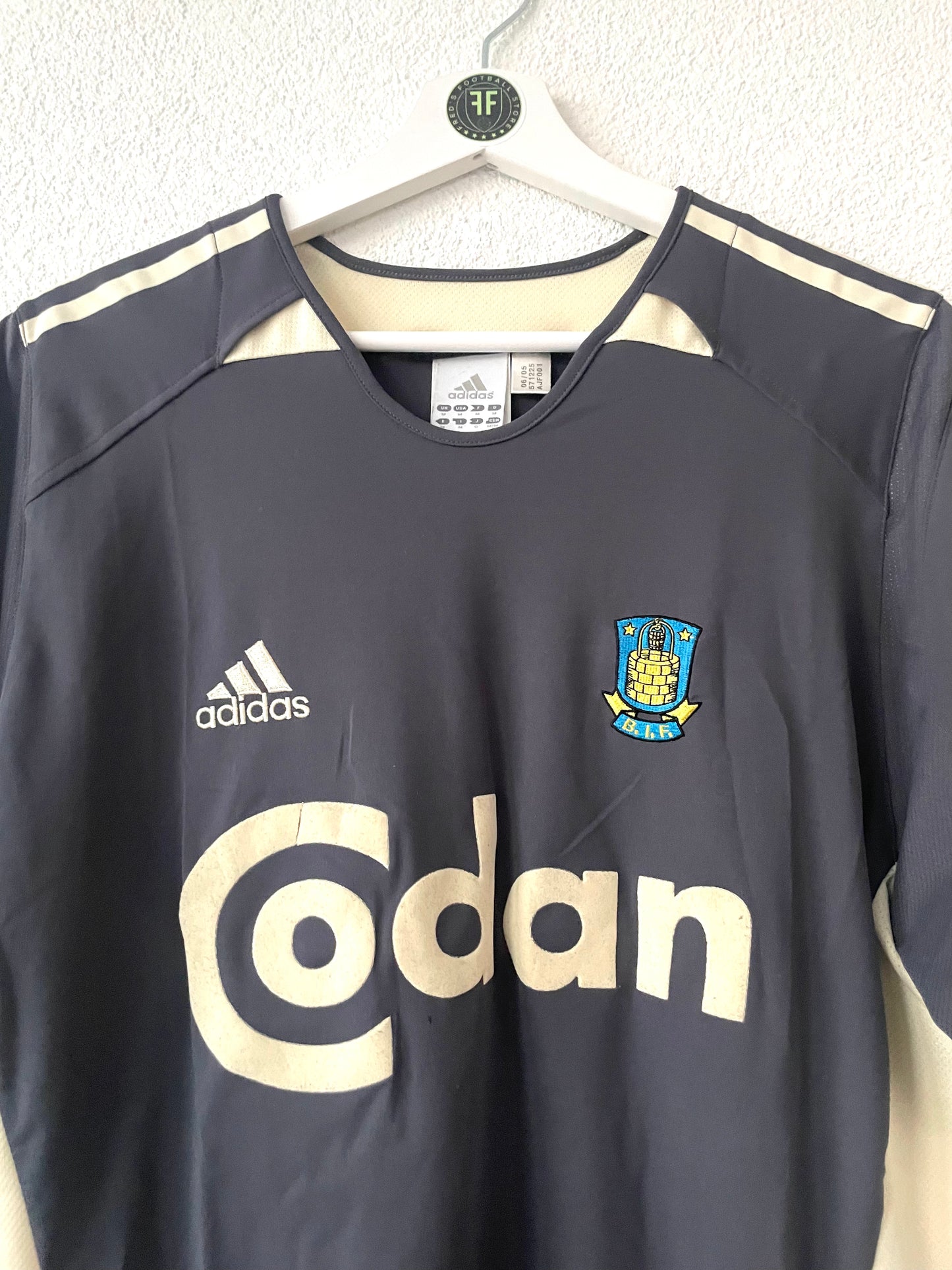 Bröndby IF Away Shirt 2005/2006 Size M