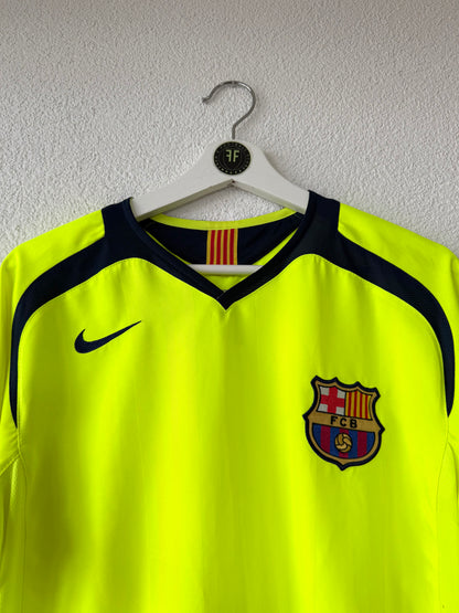 Barcelona Away Shirt 2005/2006 Size M