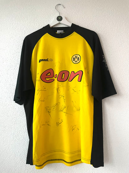 BVB x Marcio Amoroso Home Shirt 2000/2001 Size L w. Player Signatures