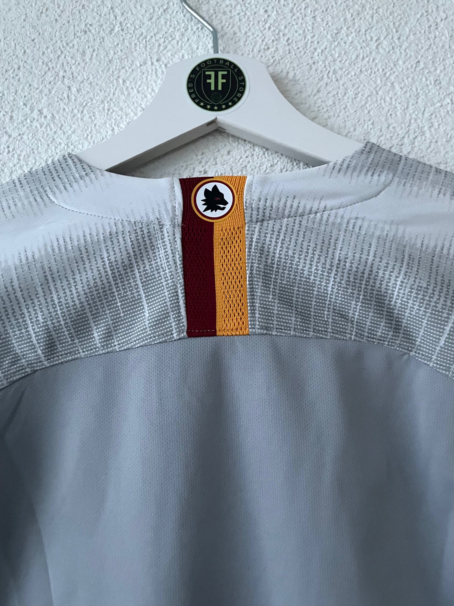 AS Roma Away Shirt 2018/2019 Size M