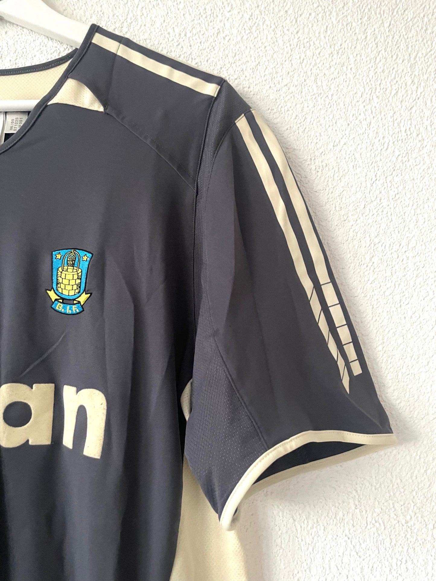 Bröndby IF Away Shirt 2005/2006 Size M