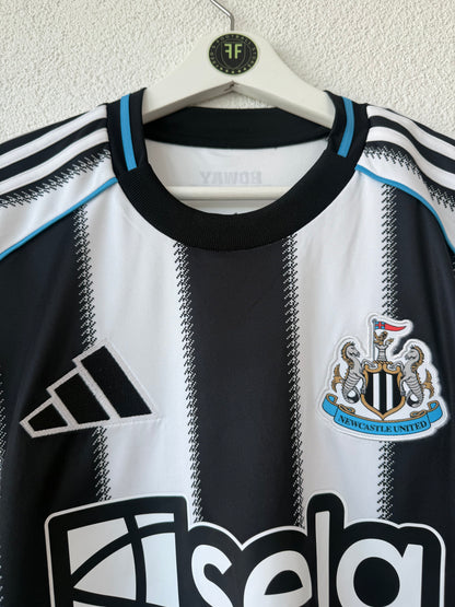 Newcastle Home Shirt 2025/2026 Size M