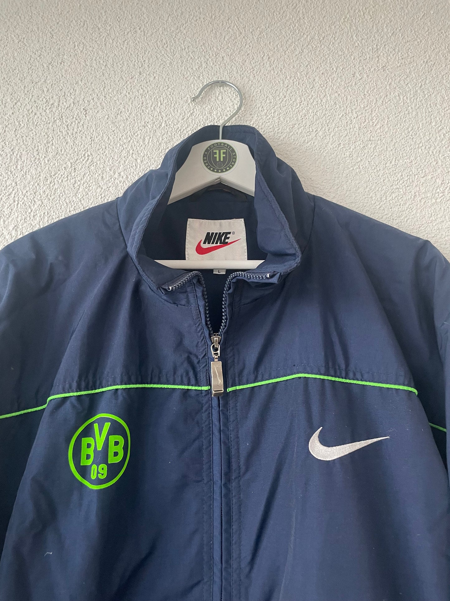 BVB x Nike Vintage Trainer Size L