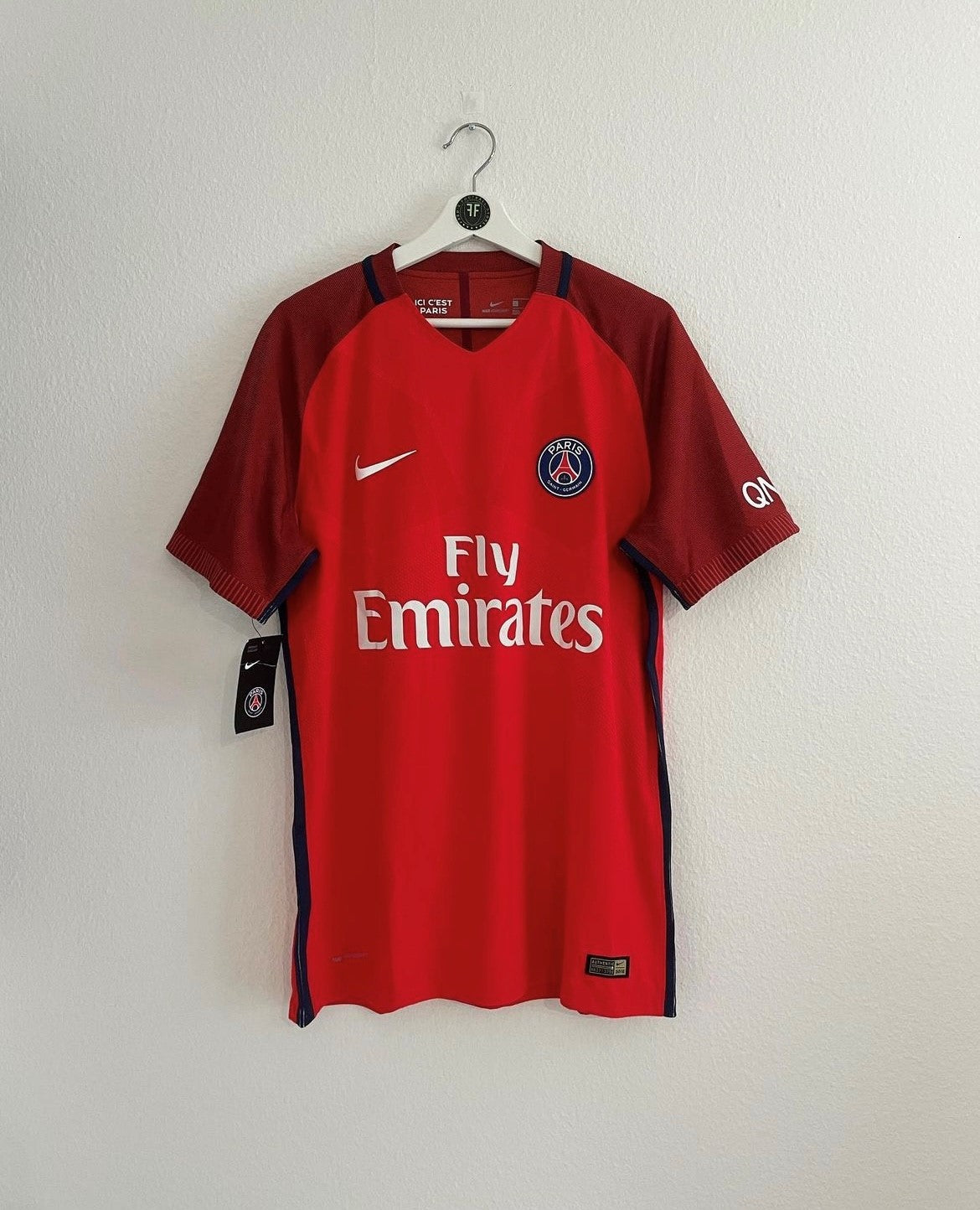 PSG Away Shirt 2016/2017 Size L Player Issue